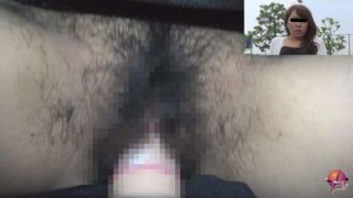 こっそり澄まし顔 野外ディルドオナニー