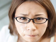 生保『顔射』レディー 人妻保険外交員 松すみれ