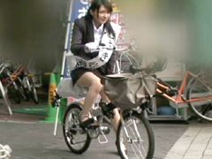 アクメ自転車＆アクメ演説カーでイクっ！！ 妃悠愛